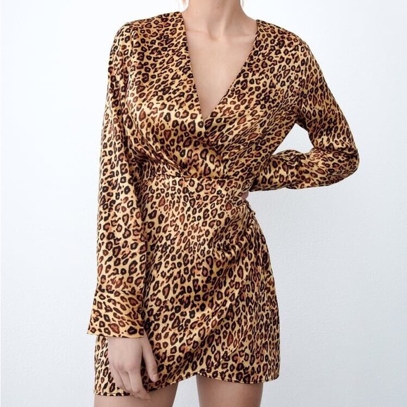 Zara Leopard Print Dress Satin - Picture 3 of 4
